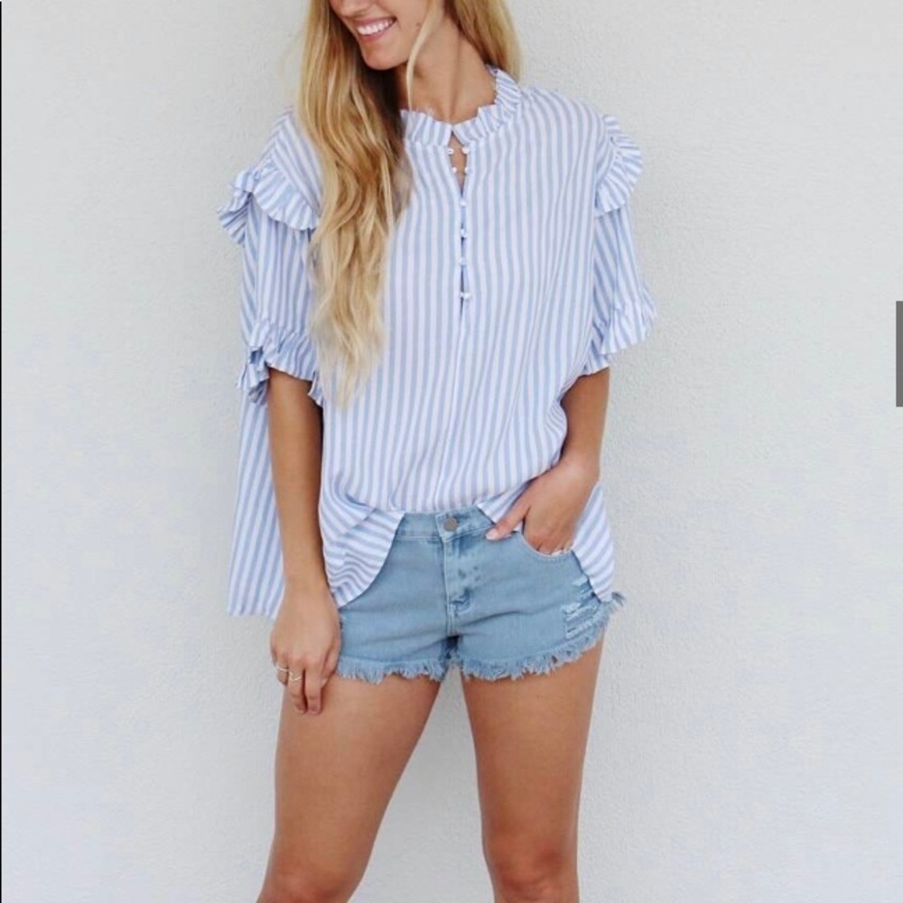 ❤️NWT❤️MUSTARD SEED STRIPED RUFFLE SLEEVE TOP ~‎ M